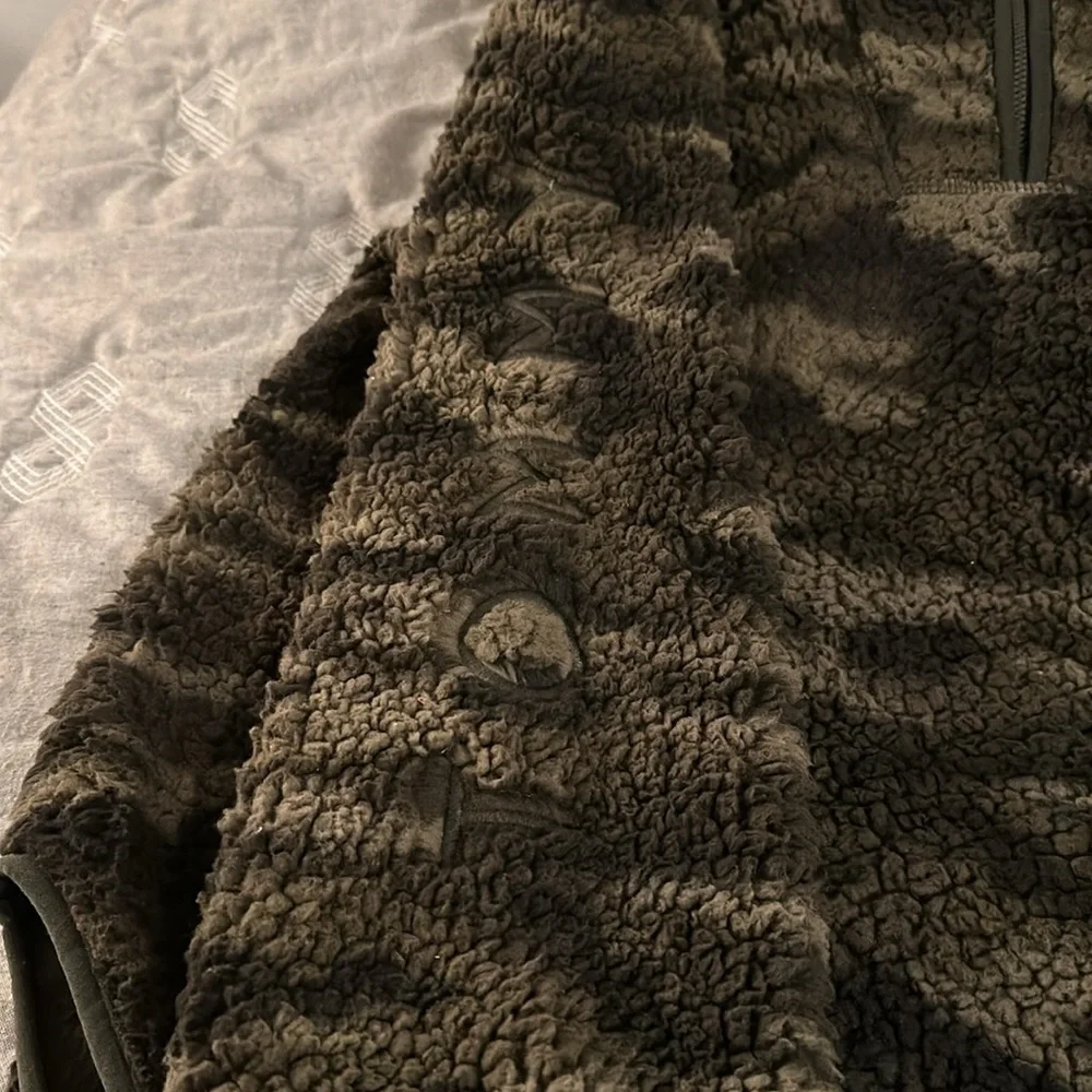 Women’s Tommy Hilfiger fleece jacket - Picture 2 of 6